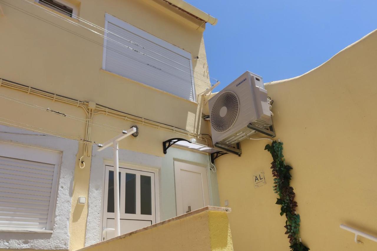 Lisbon, T2 Renewed Duplex With River View, Beato, *