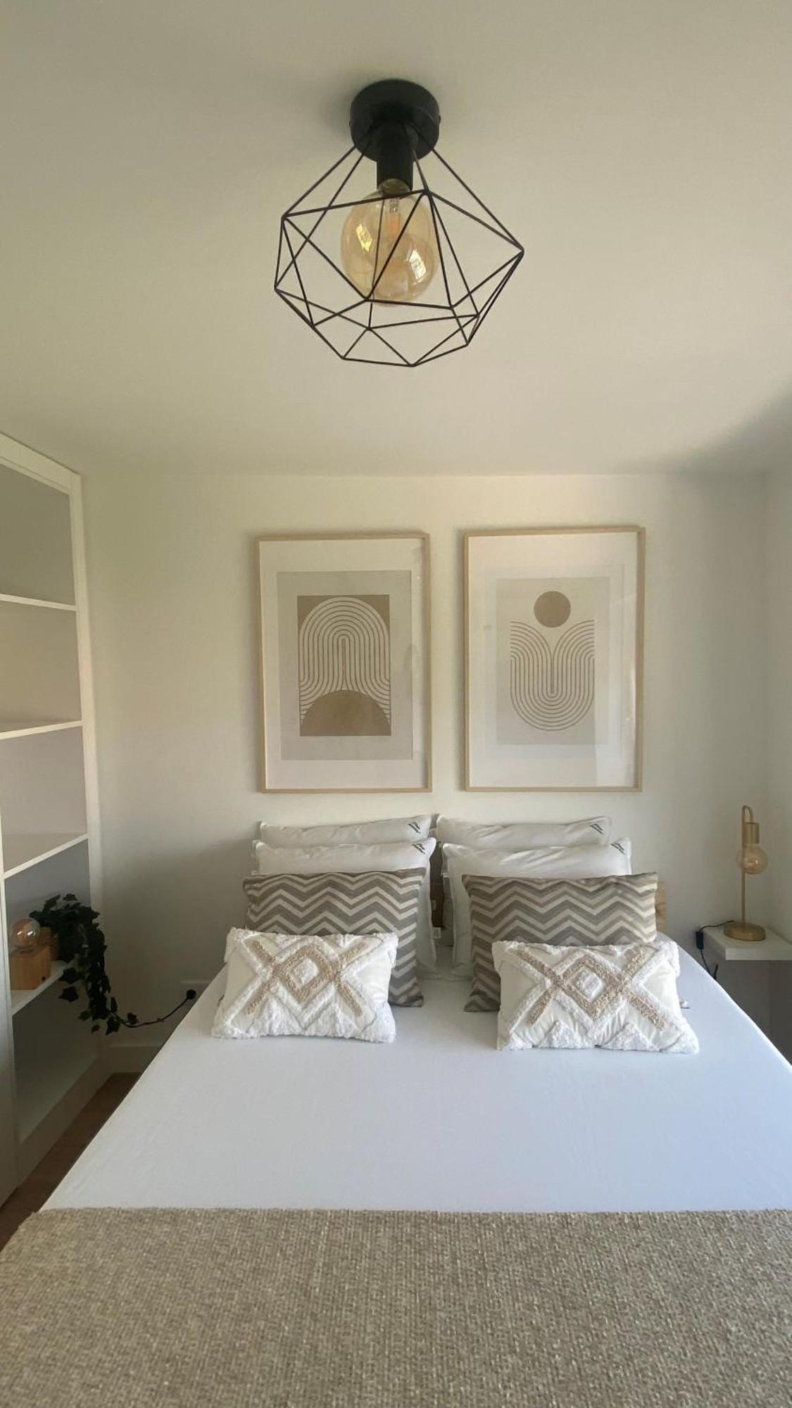 Lisbon, T2 Renewed Duplex With River View, Beato, Lissabon