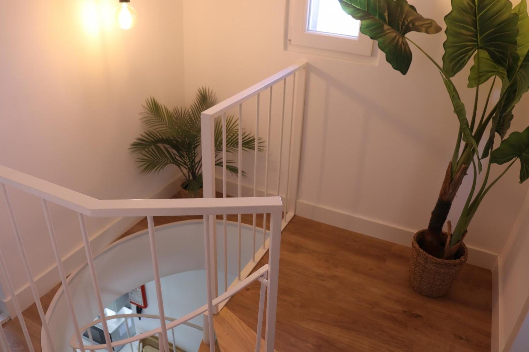 Apartment Lisbon, T2 Renewed Duplex With River View, Beato, *