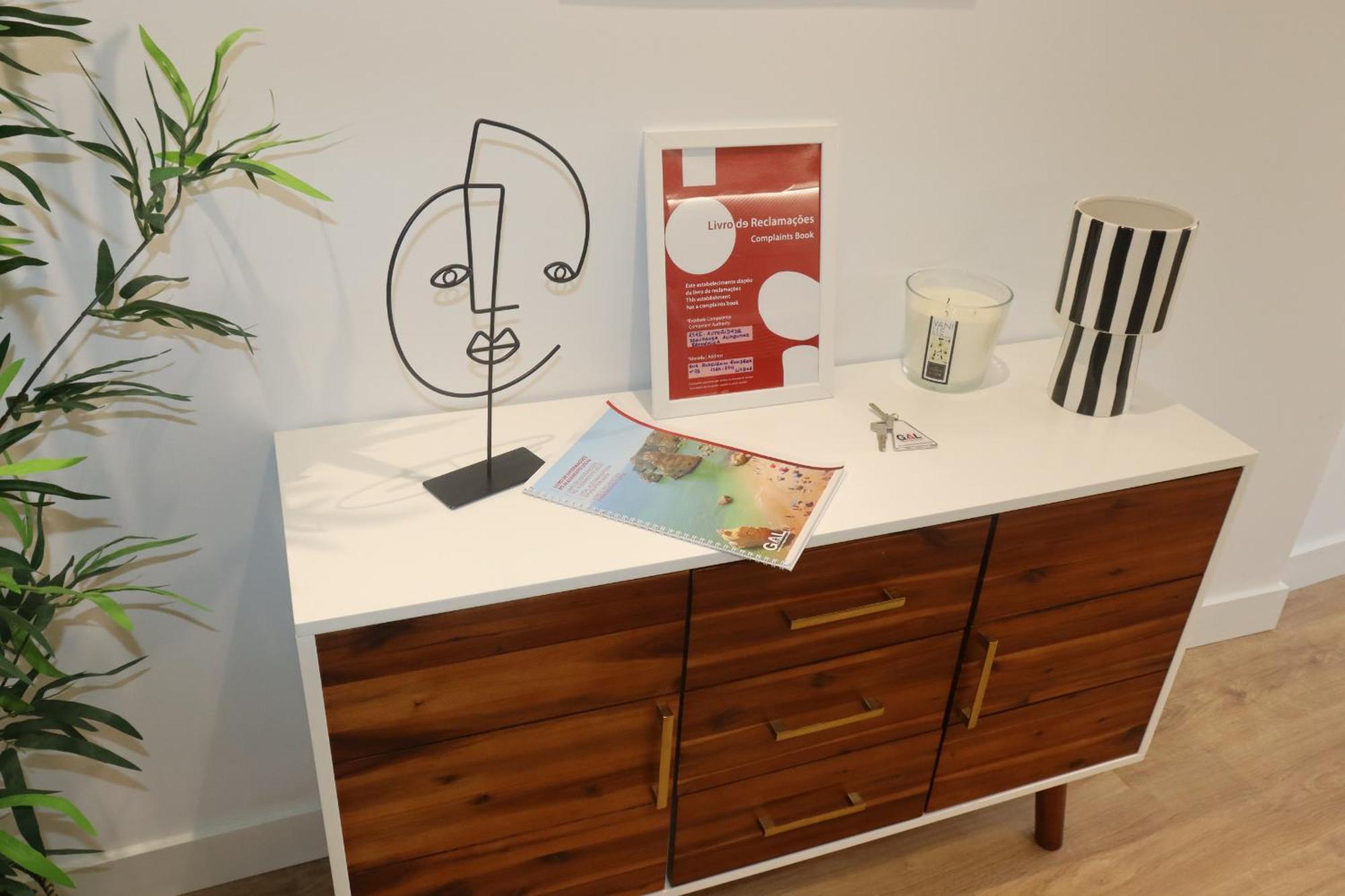 Apartment Lisbon, T2 Renewed Duplex With River View, Beato,